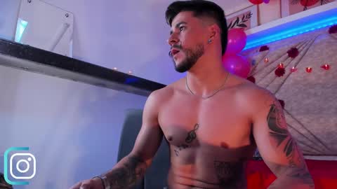 Snapshot of dickgriffith chatting on February 14, 2:44 pm Dick Griffith online show from February 14, 2:44 pm