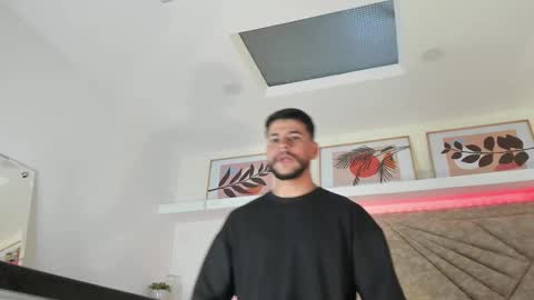 Snapshot of dickgriffith chatting on February 18, 8:03 pm Dick Griffith online show from February 18, 8:03 pm