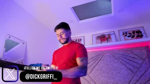 Snapshot of dickgriffith chatting on February 19, 12:11 pm Dick Griffith online show from February 19, 12:11 pm