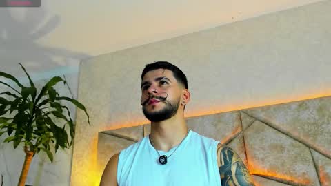 Snapshot of dickgriffith chatting on September 9, 12:37 pm Dick Griffith online show from September 9, 12:37 pm