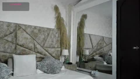 Snapshot of dickgriffith chatting on October 21, 10:27 am Dick Griffith online show from October 21, 10:27 am