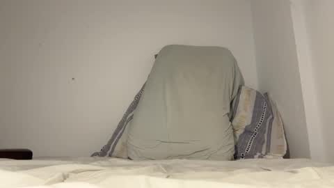 Im Julian  all cum shot videos here    online show from March 10, 6:12 pm