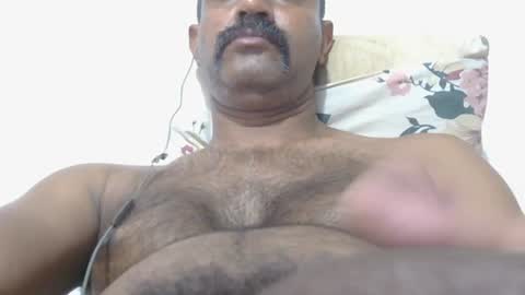 Snapshot of dickruss0070003 chatting on August 4, 1:20 am dick rus online show from August 4, 1:20 am