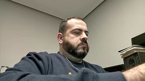 Snapshot of dicktracy_86 chatting on January 4, 4:43 pm DANI online show from January 4, 4:43 pm