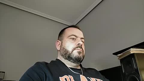 Snapshot of dicktracy_86 chatting on February 25, 5:36 pm DANI online show from February 25, 5:36 pm