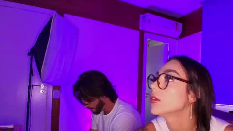 didy_reis online show from May 22, 6:46 pm