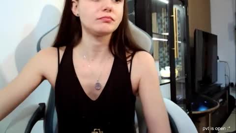 Snapshot of die_eine_oder_keine chatting on February 20, 7:14 pm Kathypvt 30 tk min online show from February 20, 7:14 pm