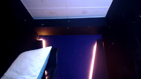 Diego online show from February 1, 6:08 pm