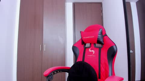 Diego lat online show from April 20, 7:26 pm