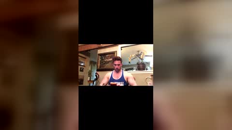 Snapshot of diegodavids chatting on April 29, 10:49 pm diegodavids online show from April 29, 10:49 pm