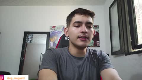 Snapshot of diegorogue_ chatting on January 30, 4:45 pm Diego rogue online show from January 30, 4:45 pm