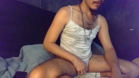 diemond_latinx98 online show from April 24, 5:43 am