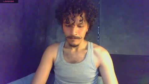 Snapshot of diemond_latinx98 chatting on June 3, 12:30 pm diemond_latinx98 online show from June 3, 12:30 pm
