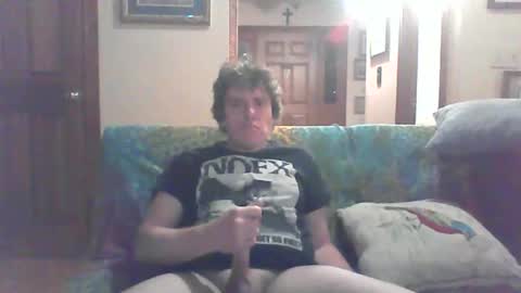 Snapshot of diggitydan1984 chatting on May 29, 8:12 am Daniel online show from May 29, 8:12 am