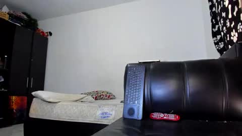 diiego_xxx online show from November 2, 9:06 pm