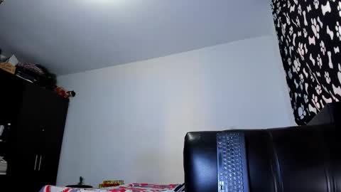 diiego_xxx online show from December 4, 1:53 pm