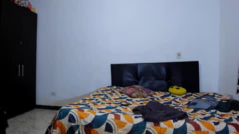 diiego_xxx online show from February 14, 4:48 pm