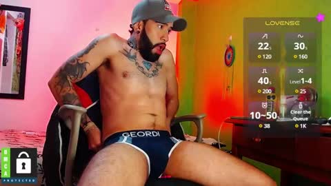 Snapshot of diilanhot chatting on February 9, 11:25 am  Dylan  online show from February 9, 11:25 am