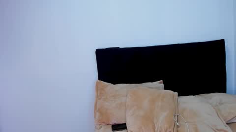 Dilan Coy online show from December 3, 6:28 pm