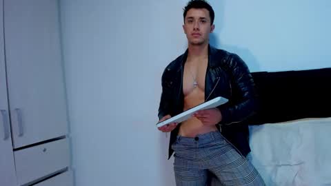 Dilan Coy online show from January 17, 5:30 pm