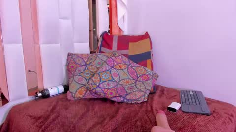 Snapshot of dilan_scootk_ chatting on April 30, 8:57 pm dilan_scootk_ online show from April 30, 8:57 pm