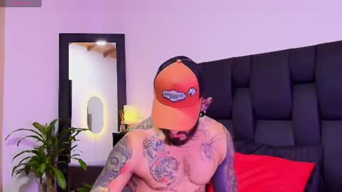 Snapshot of dilan_scootk_j chatting on August 7, 6:43 pm Dilan Scootk online show from August 7, 6:43 pm