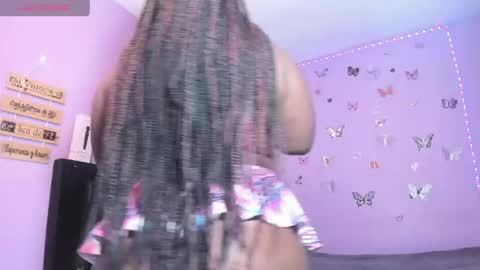 Snapshot of dilay__x chatting on May 5, 6:27 pm dilay__x online show from May 5, 6:27 pm