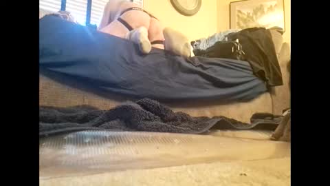 dildosnme22 online show from March 3, 6:44 pm