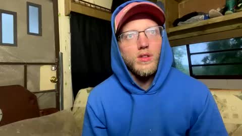 Daddy online show from May 23, 10:30 am