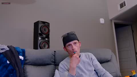 Dilldough405 online show from December 20, 2:41 am