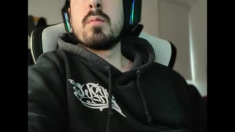 Snapshot of dimas22222 chatting on February 6, 2:58 pm dimas22222 online show from February 6, 2:58 pm