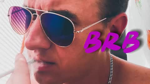 Snapshot of dimastyzzz chatting on October 25, 7:41 pm Dimetriusen online show from October 25, 7:41 pm