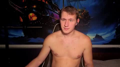 Snapshot of dimastyzzz chatting on November 25, 6:30 pm Dimetriusen online show from November 25, 6:30 pm