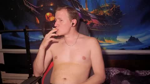 Snapshot of dimastyzzz chatting on May 8, 6:46 pm Dimetriusen online show from May 8, 6:46 pm