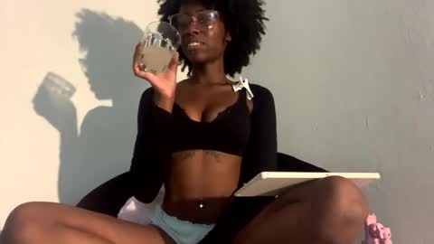 black american princess online show from September 15, 2:33 am