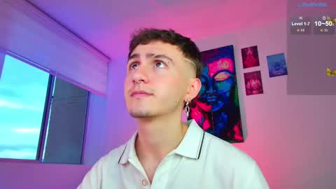 Julian Independent Model online show from November 28, 10:34 pm