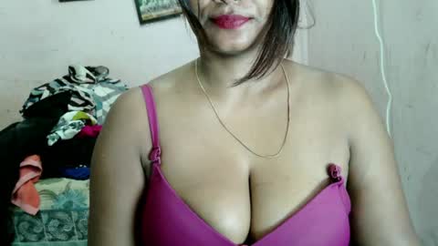 dimple_love online show from July 28, 9:03 pm