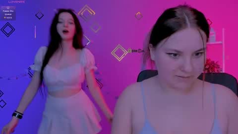 Snapshot of dina_bloom chatting on May 20, 6:58 pm dina_bloom online show from May 20, 6:58 pm