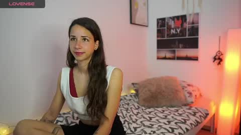 Dina online show from April 27, 8:12 am