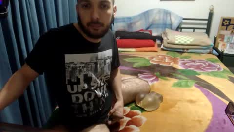 Dincht online show from February 23, 10:40 pm