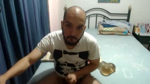 Snapshot of dinchtcams chatting on March 21, 6:11 pm Dincht online show from March 21, 6:11 pm