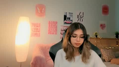 Sara Connor online show from March 7, 1:08 pm