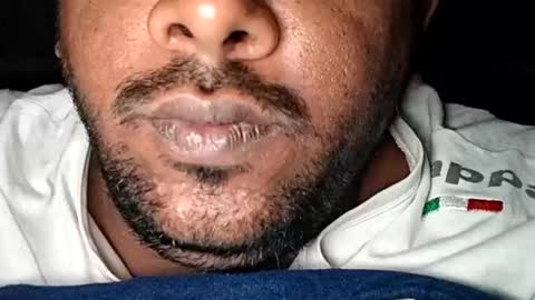 Snapshot of dino_7711 chatting on November 15, 6:37 pm dyno online show from November 15, 6:37 pm