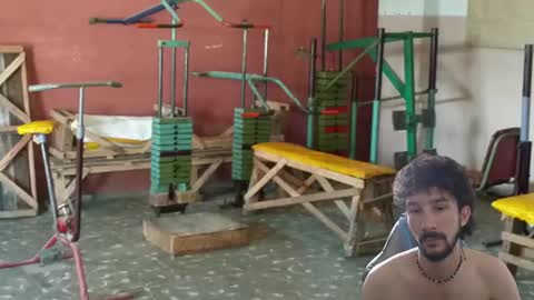 Henry online show from March 3, 5:39 pm