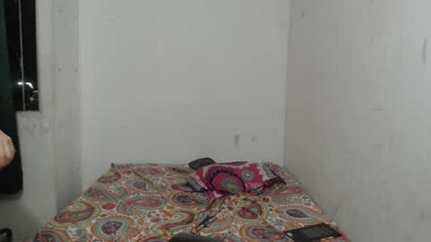 Henry online show from October 21, 1:39 am