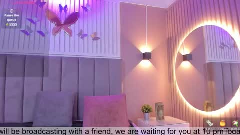 Snapshot of diosa_cristal chatting on December 21, 10:17 am Cristal online show from December 21, 10:17 am