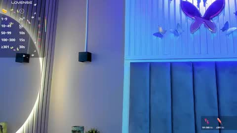 Snapshot of diosa_cristal chatting on September 24, 3:43 am Cristal online show from September 24, 3:43 am