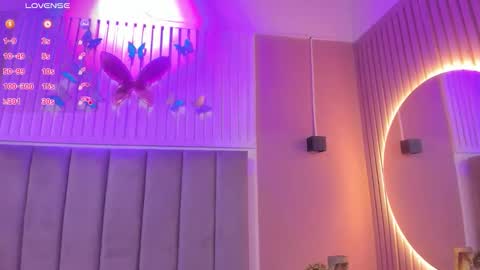 Snapshot of diosa_cristal chatting on October 16, 4:13 am Cristal online show from October 16, 4:13 am