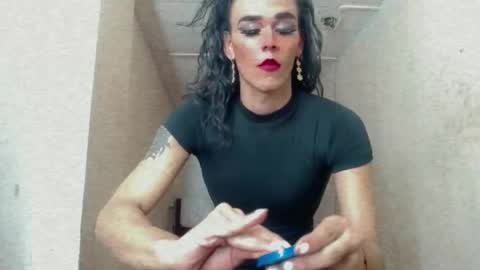 diosa_v_ online show from October 20, 11:05 pm