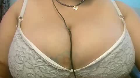 dipa2345 online show from September 18, 5:31 am